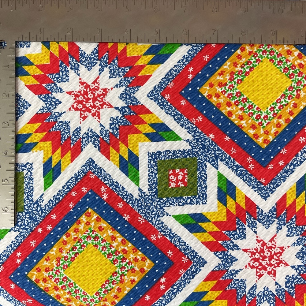 Handmade colorful 70s cheater quilt print round cotton tablecloth 94” x 96” - Picture 3 of 4